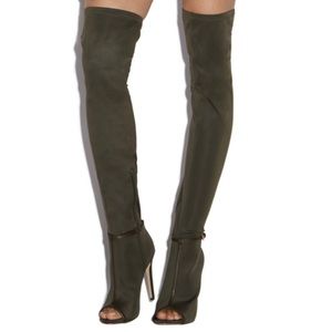 SHOEDAZZLE Odelia Thigh High black Heeled Boot - NEW